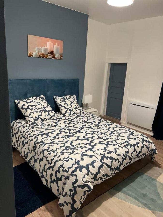 Eglantine 14 Appartement Centre Historique De ดีน็อง ภายนอก รูปภาพ